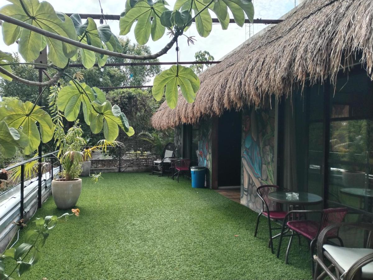 Hostel Casa Xtakay Валядолид Екстериор снимка