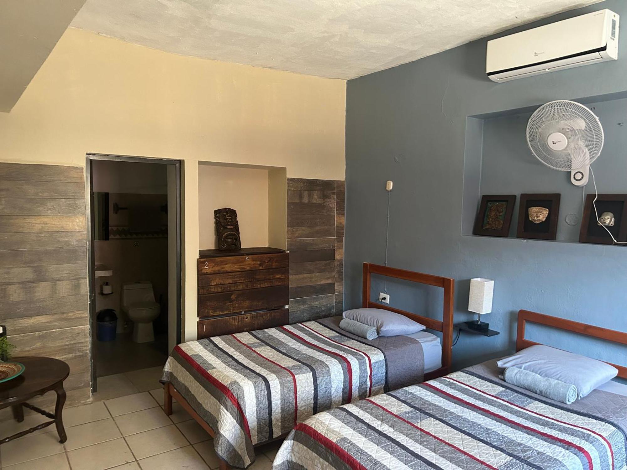 Hostel Casa Xtakay Валядолид Екстериор снимка
