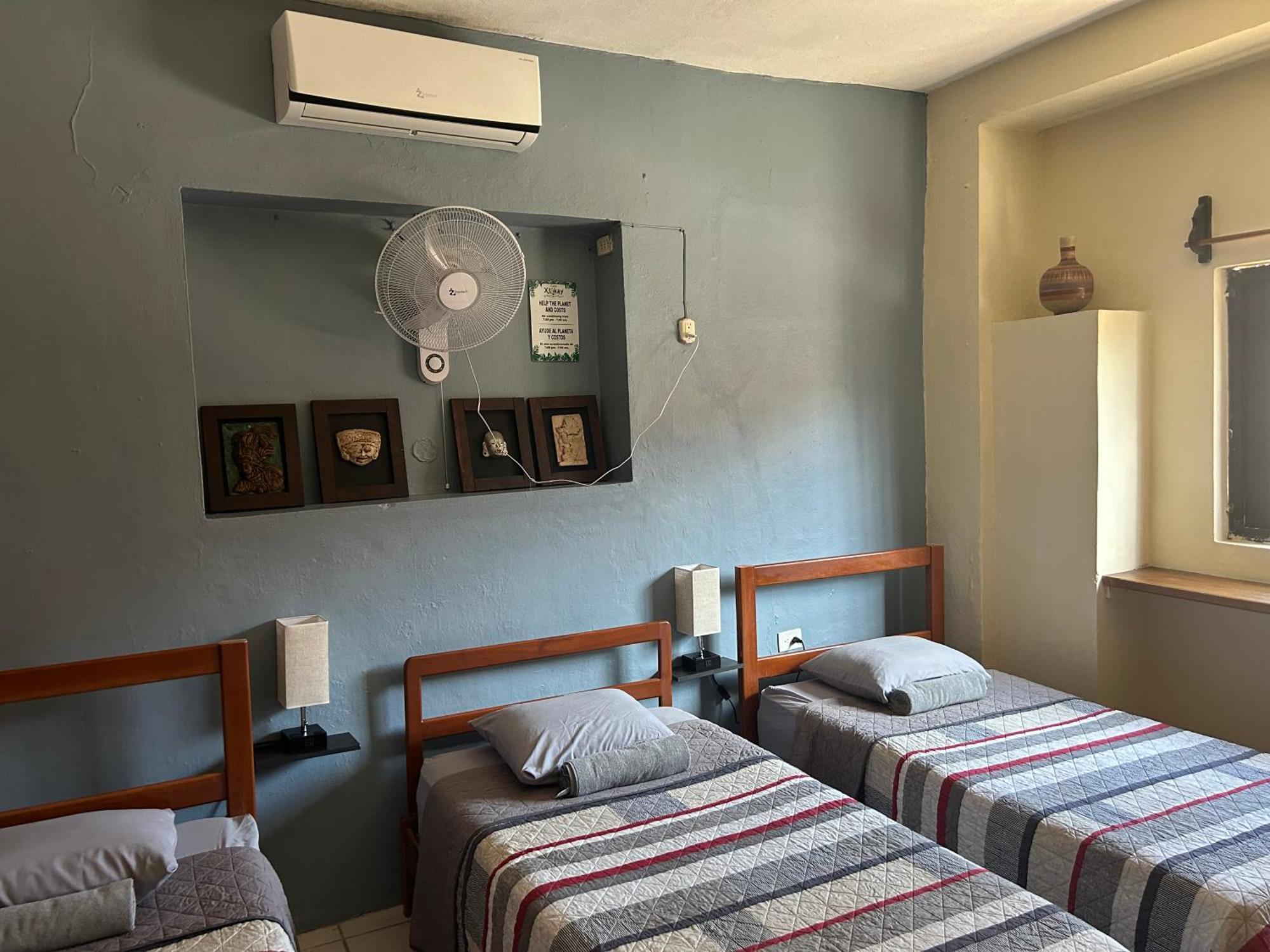 Hostel Casa Xtakay Валядолид Екстериор снимка